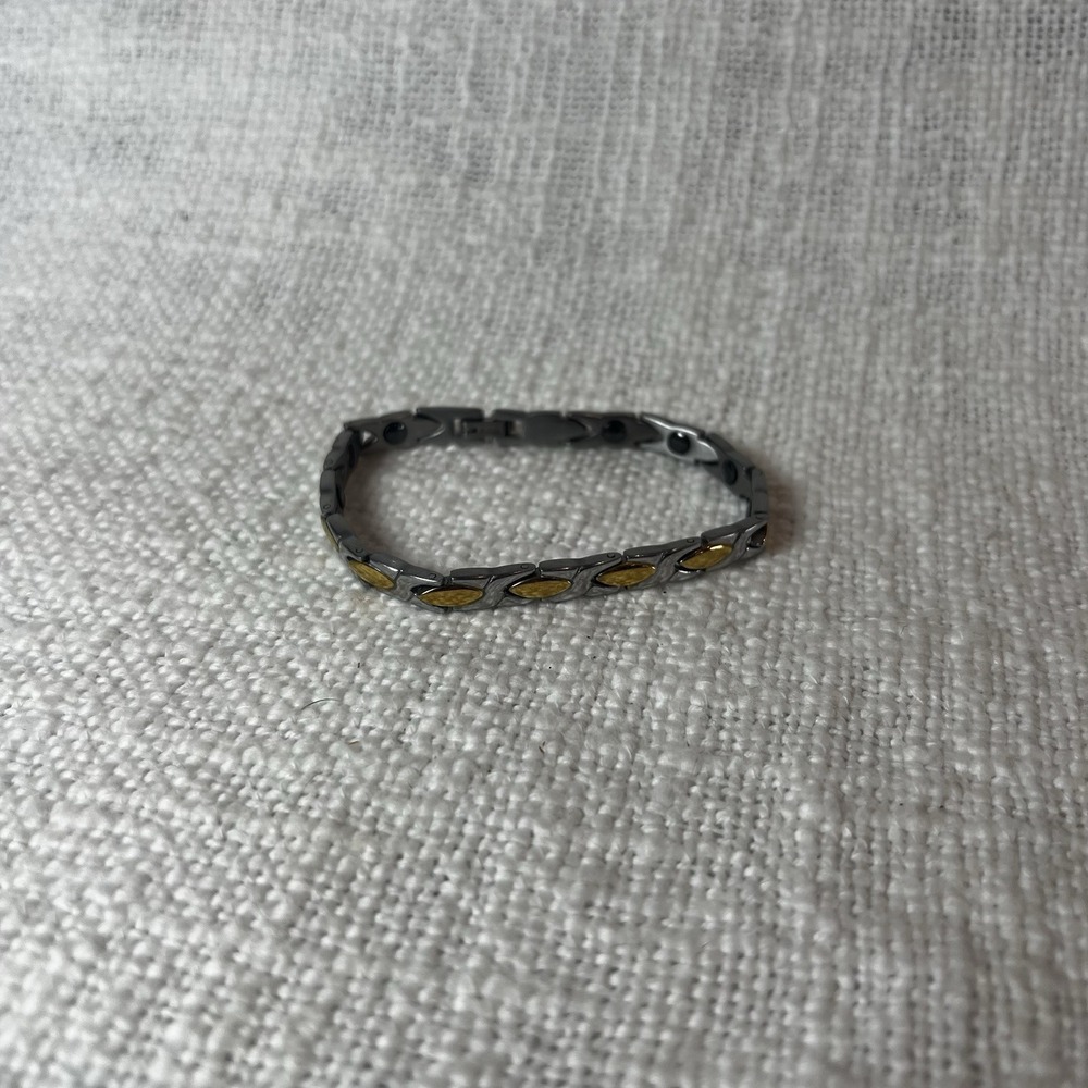 Stainless Steel Silver Magnetic‎ Therapy Bracelet Oval Gold Tone Accents Stamped